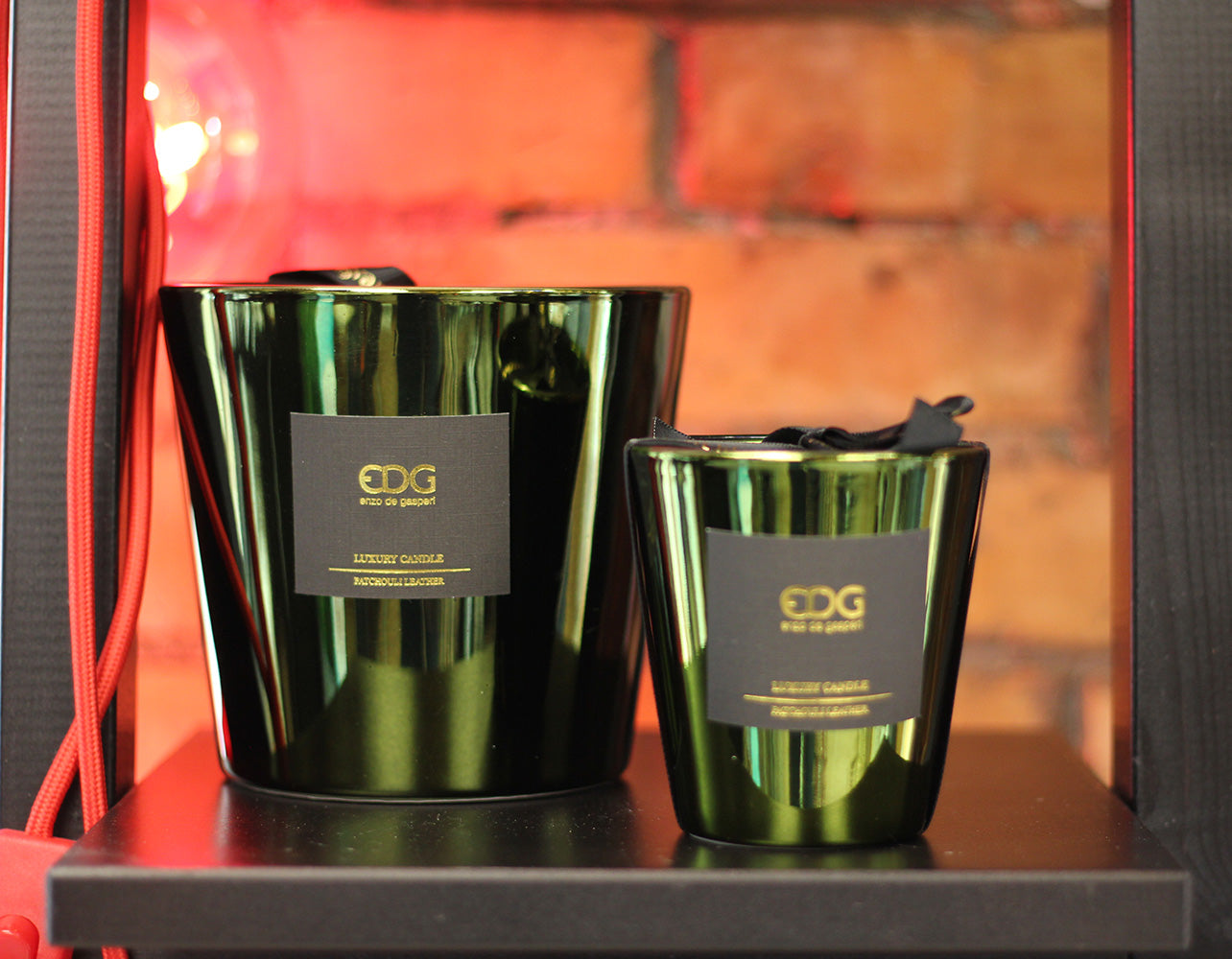 Mirror - Candela profumata in vetro colore verde H9 - 613186,70