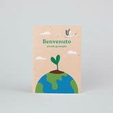 Cartolina Piantabile “Benvenuto” – Biglietto Ecologico con Semi di Carota