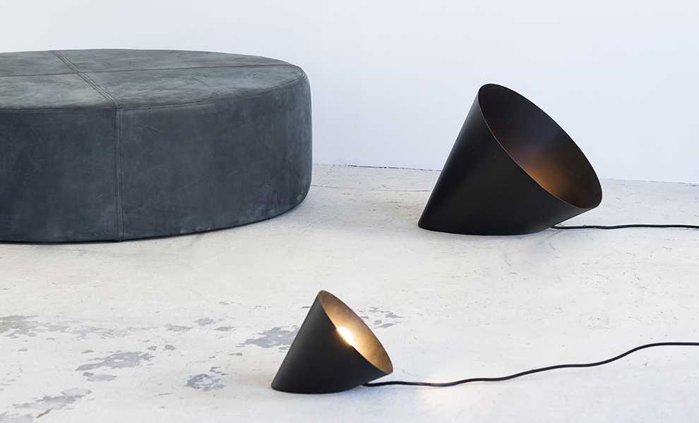 Lampada da tavolo Collar - CONFIG0176