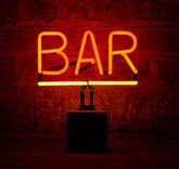 Locomocean | Scritta Neon Bar su base in Cemento - DK-NSET-BAR