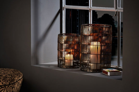Tutto il fascino delle lanterne di design per arredare con la luce