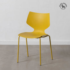 Amarillo - Sedia Impilabile in Polipropilene Giallo con Struttura in Metallo L43 X P42 X H79 CM - 606282