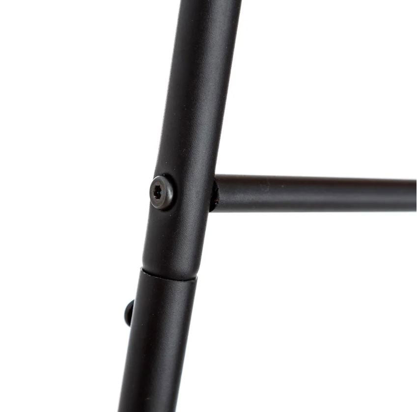 Appendiabiti con Specchio in Metallo Nero L56,90 X P15 X H171,90 CM - 105946