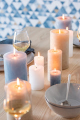 Candele bianche cilindriche: candele di cera colorate J Line - CONFIG0018