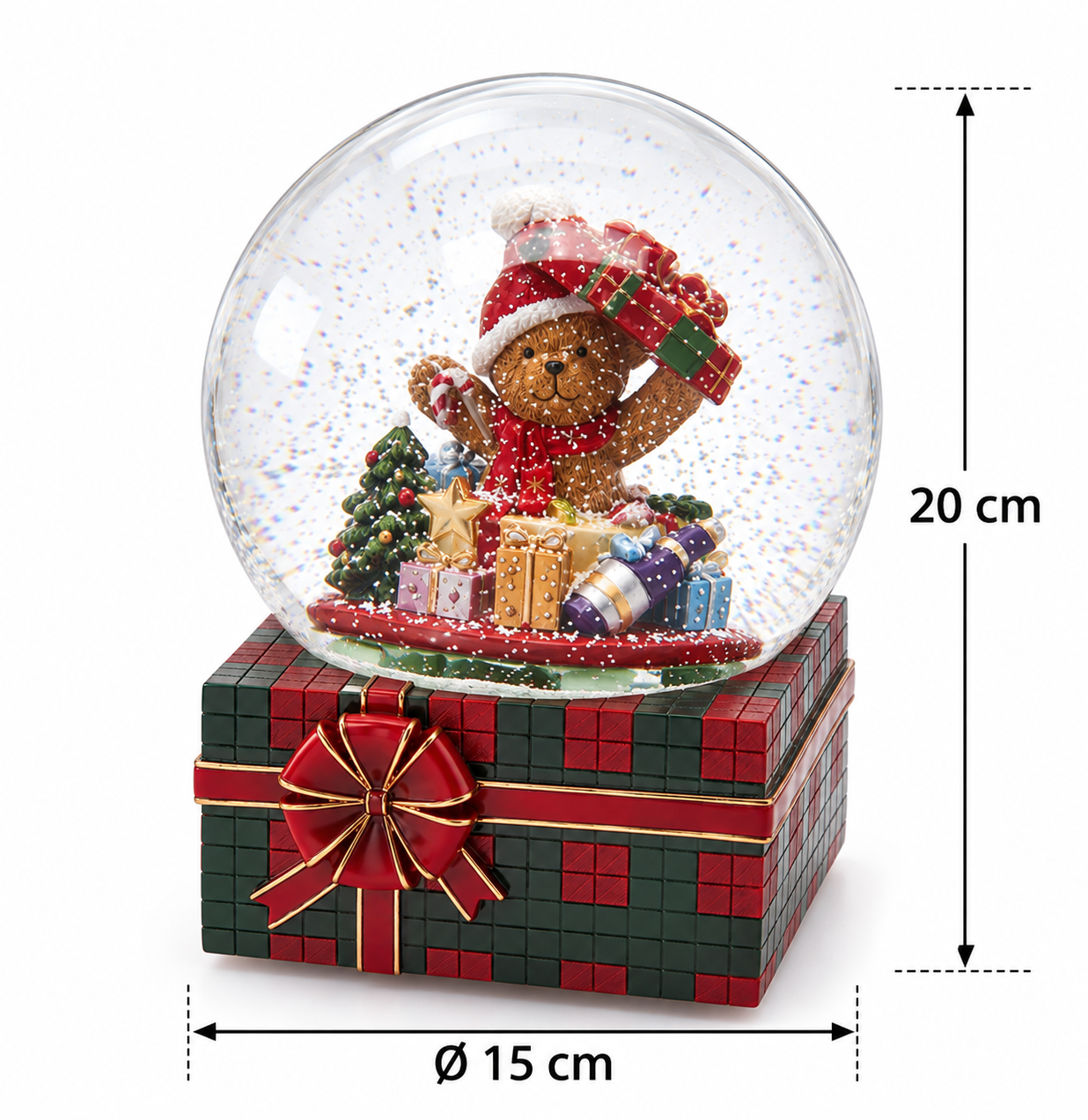 Carillon sfera d'acqua natalizia EDG con orsacchiotto e regali, altezza 20 cm e diametro 15 cm, base a pacco regalo tartan con misure indicate.