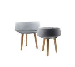Vaso ciotola in cemento e resina su piedi in legno - CONFIG0169