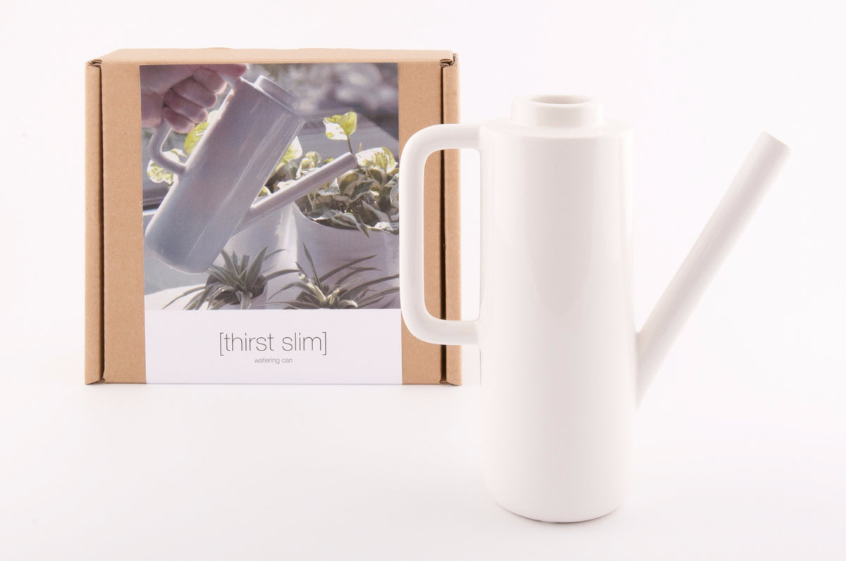 Thirst Slim annaffiatoio design ceramica bianca: attrezzi giardinaggio D&amp;M - AAR4567