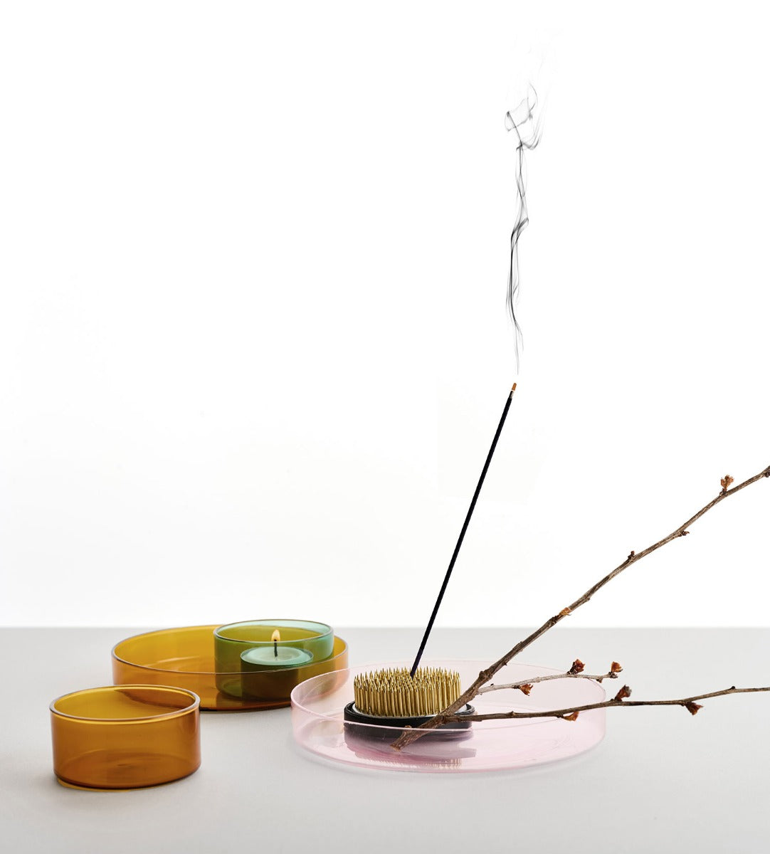 KENZAN - Set vassoio rosa 6,5cm + vassoio azzurro 17,5cm + flower frog in ottone 5cm - by Denis Guidone - 09313192