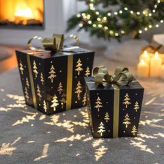 Lanterna LED a forma di pacco regalo in metallo nero con fiocco e nastro oro 23×23×30 cm