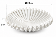 Piatto decorativo Raggiera in ceramica bianca EDG Enzo De Gasperi con dimensioni indicate, altezza 9 cm e diametro 36,5 cm, design scultoreo a raggiera e bordo ondulato.