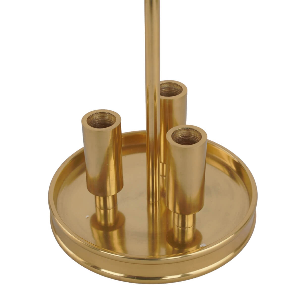 Dettaglio base in alluminio oro con tre supporti portacandela