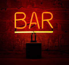 Locomocean | Scritta Neon Bar su base in Cemento - DK-NSET-BAR