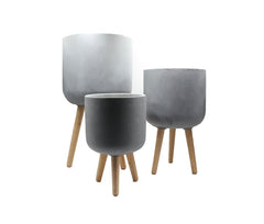 Vaso in cemento e resina su piedi in legno  - CONFIG0168