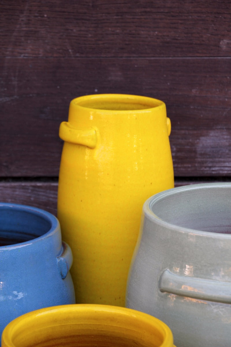 Tabor: vaso alto giallo in terracotta da esterno o da interno Serax - B9117300