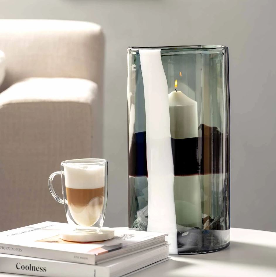Vaso in Vetro Banda Nera H40 D23 – Stile ed Eleganza per Ogni Ambiente