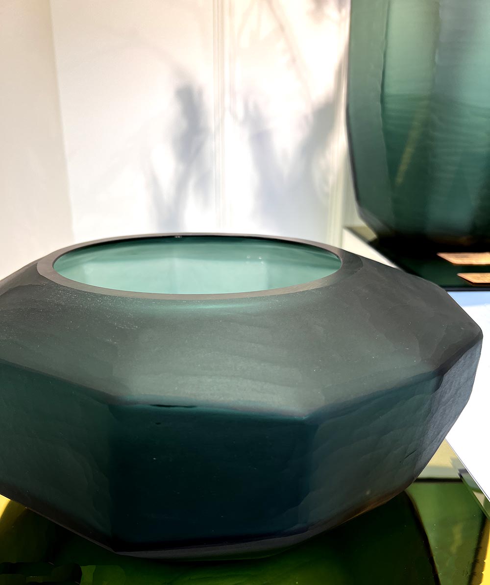 Vaso Poliedro Basso Verde - Vaso in vetro sfaccettato H15 X D34 - 107886,70