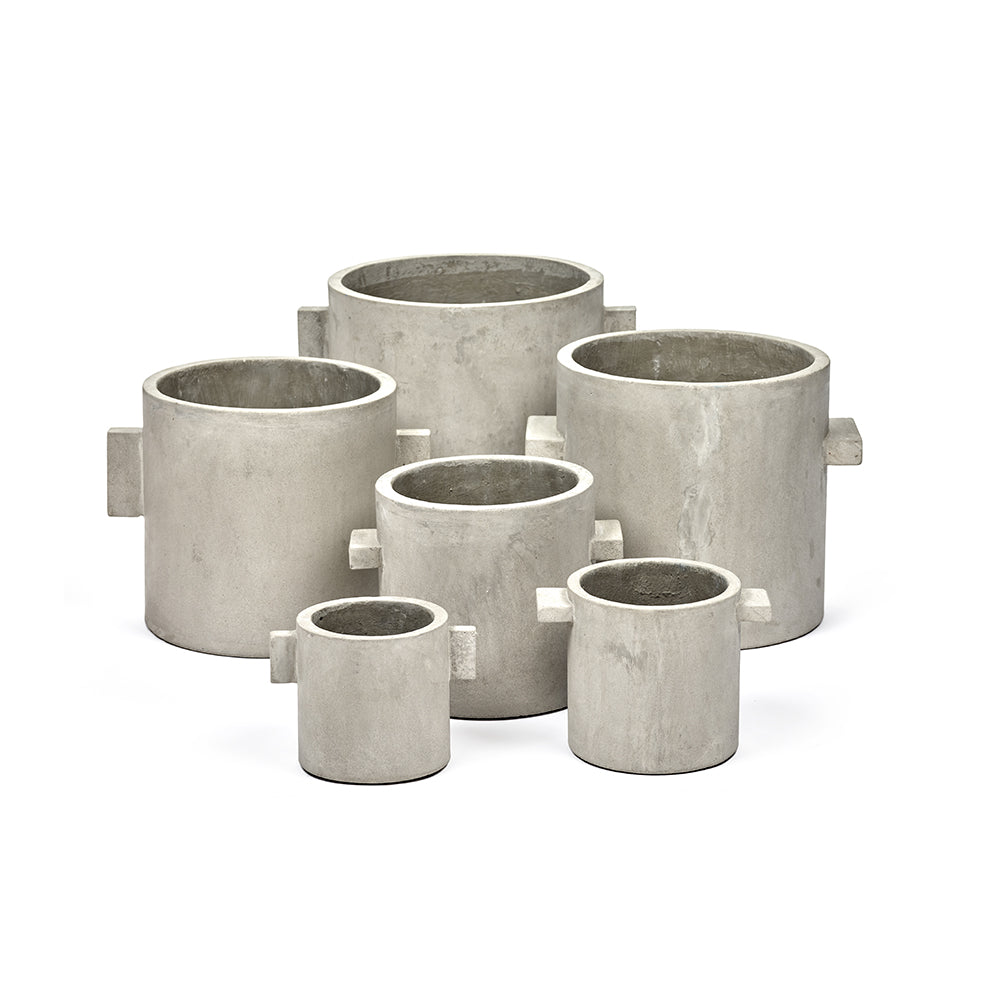 Vaso in cemento naturale tondo : Vasi in cemento design Marie Michielssen - CONFIG0266