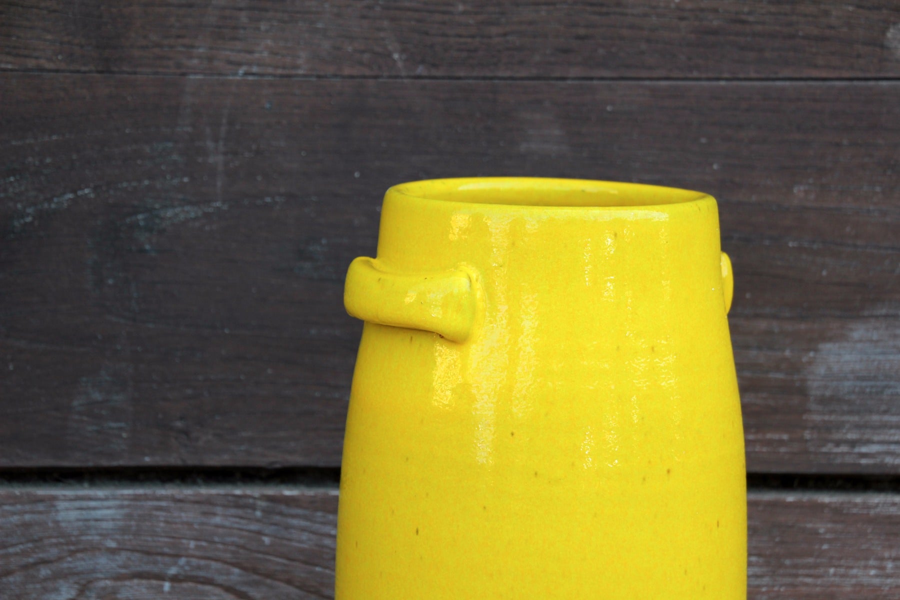 Tabor: vaso alto giallo in terracotta da esterno o da interno Serax - B9117300